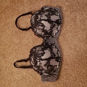 NWOT VS 34C balconet bra love air push up padded lace stripe black white